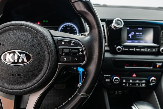 Kia Niro 1.6 GDI Hybrid M