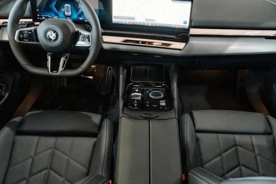 BMW Seria 5 540d xDrive M Sport
