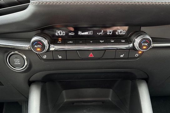 Mazda 3 2.0 Center-Line