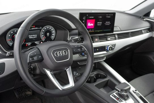 Audi A4 35 TFSI mHEV S tronic