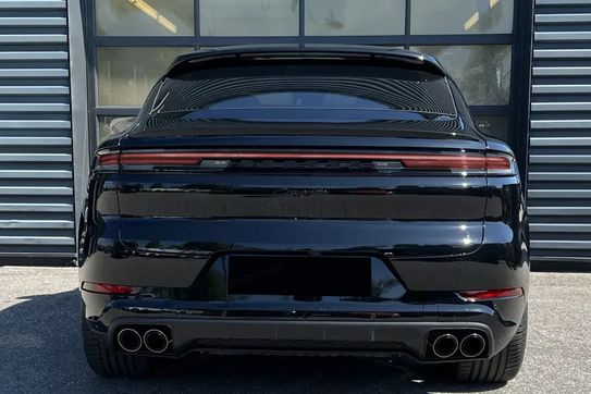 Porsche Cayenne Coupe Black Edition