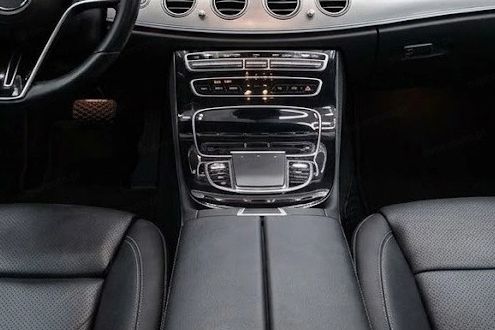 Mercedes Klasa E 220 d mHEV 4-Matic Avantgarde 9G-Tronic