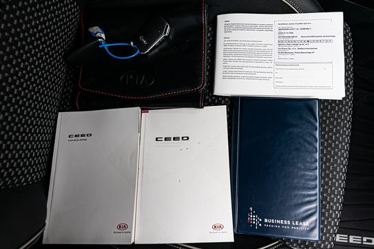 Kia Ceed 1.6 CRDi SCR L