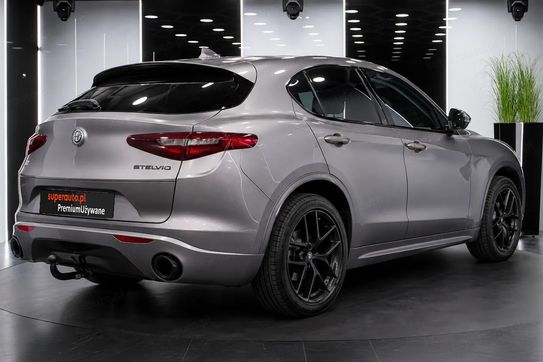 Alfa Romeo Stelvio 2.0 Turbo Veloce Q4 aut