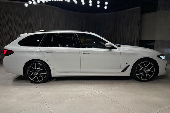 BMW Seria 5 Touring 520d M Sport