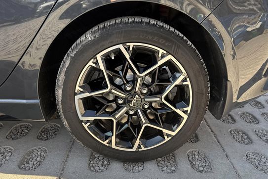 Kia Ceed GT-Line 1.5 T-GDI  DCT