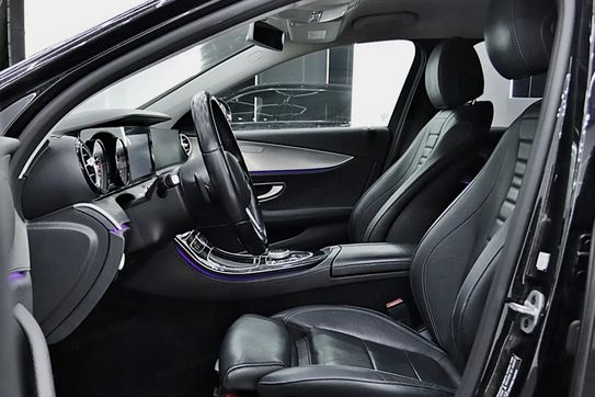 Mercedes Klasa E 220 d Business Edition 9G-TRONIC