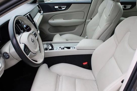 Volvo V60 CC B4 D AWD aut