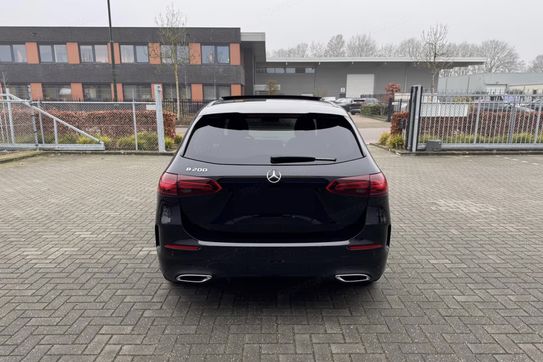 Mercedes B Klasa 200 AMG Line