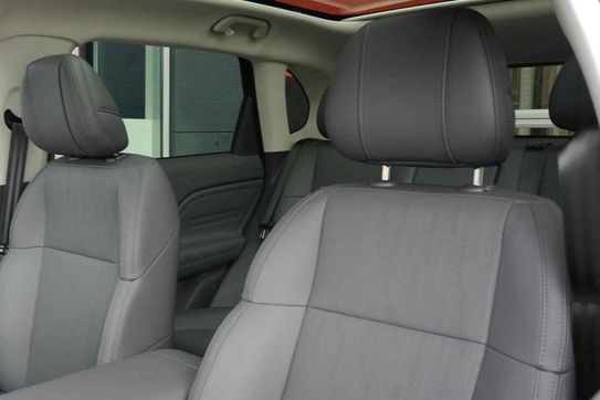 Leapmotor B10 Design Hybrid EV 18,8 kWh