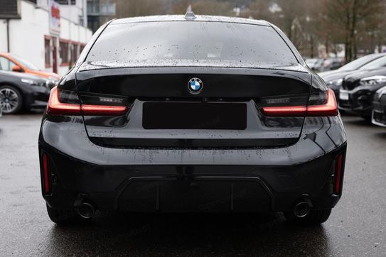 BMW Seria 3 330i xDrive M Sport