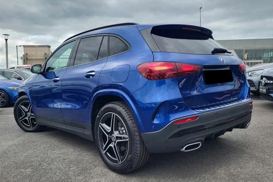 Mercedes GLA 200 AMG Line