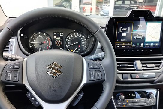 Suzuki S-Cross 1.4 SHVS Premium Plus SP 4WD