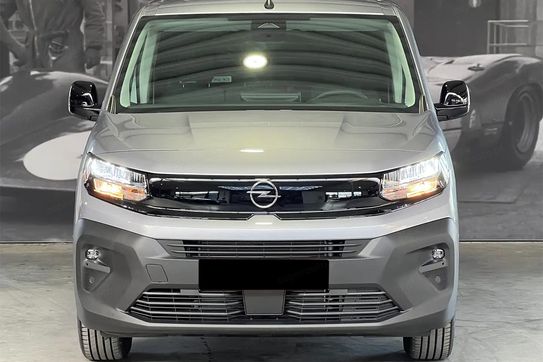 Opel Combo Van Cargo L2H1 EAT8