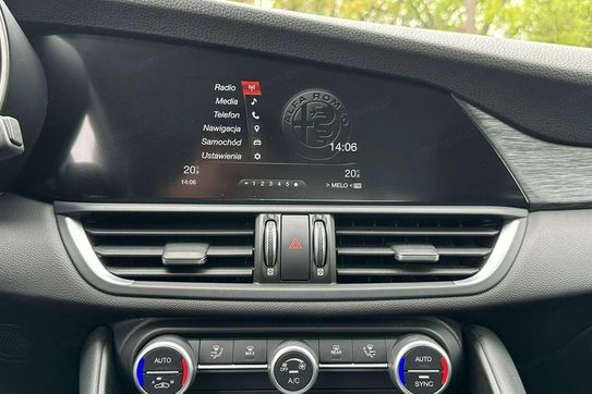Alfa Romeo Giulia 2.0 Turbo aut
