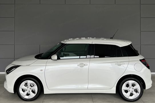 Suzuki Swift 1.2 Dualjet SHVS Premium Plus CVT