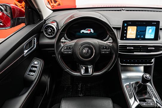 MG HS 1.5 T-GDI Standard