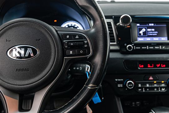 Kia Niro 1.6 GDI Hybrid M