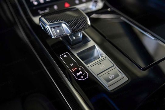 Audi A8 S8 TFSI quattro