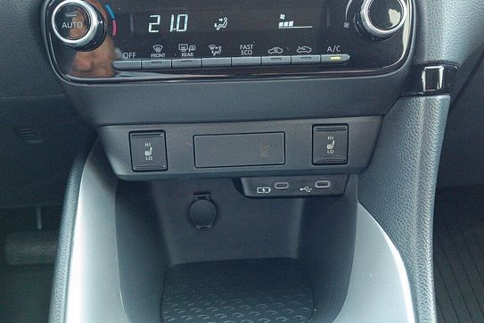 Mazda 2 Centre Line CVT