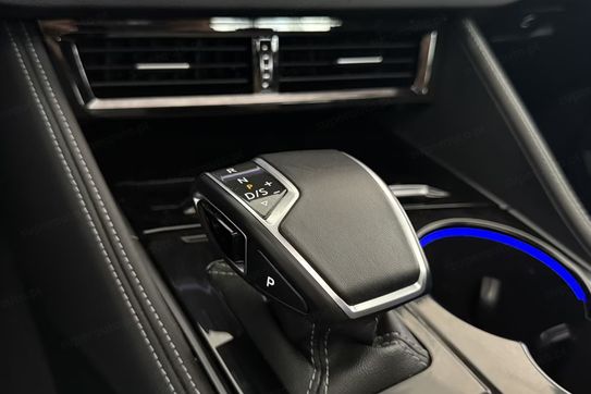 Volkswagen Touareg R-Line 3.0 V6 TDI 4Motion