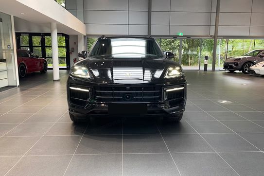 Porsche Cayenne E-Hybrid Black Edition