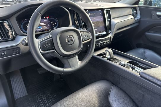 Volvo XC60 B4 B Momentum Pro