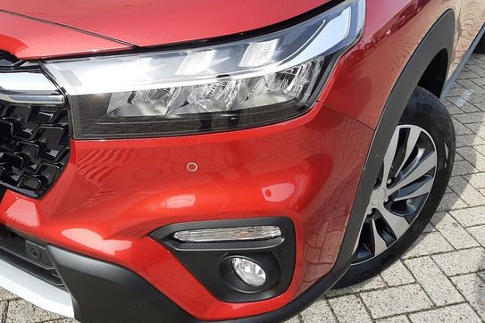 Suzuki S-Cross 1.4 SHVS Elegance SP