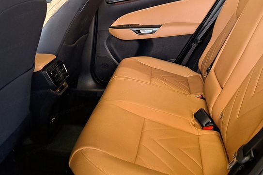 Lexus NX 450h+ Prestige AWD
