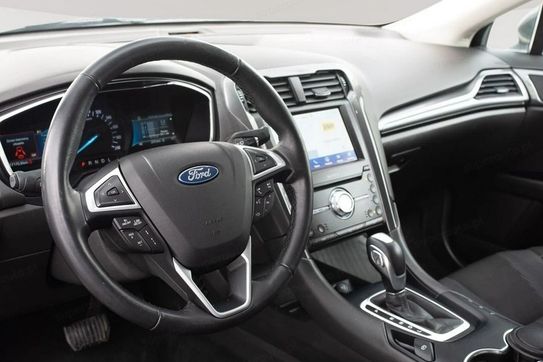 Ford Mondeo 2.0 Hybrid