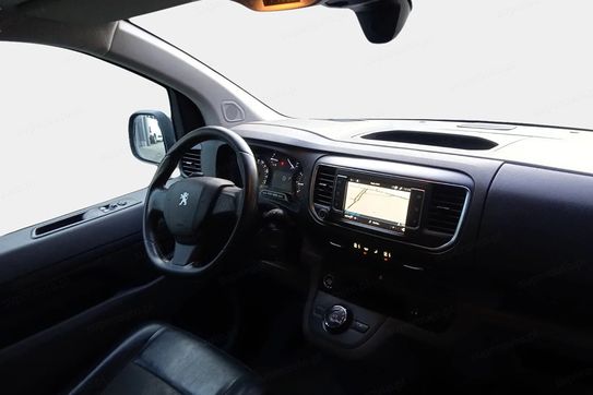 Peugeot Expert Long L2H1 AT