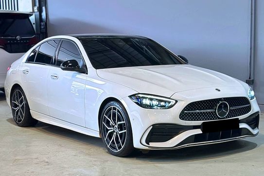 Mercedes Klasa C 220 d 4-Matic AMG