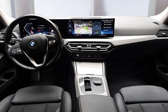 BMW Seria 3 330i xDrive M Sport aut