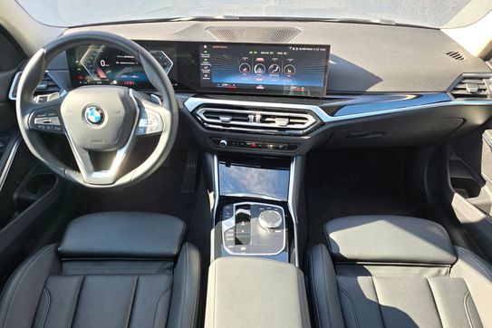 BMW Seria 3 318I Advantage