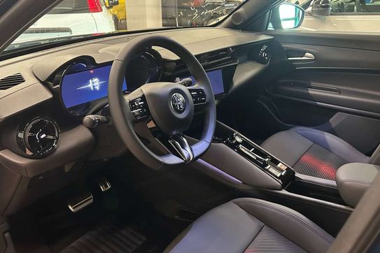Alfa Romeo Junior 1.2 Ibrida Ti