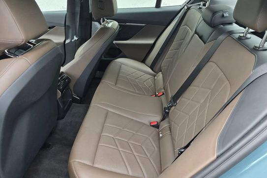 BMW Seria 5 520d xDrive M Sport