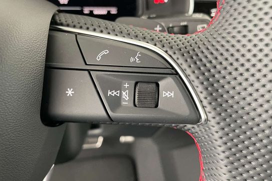 Audi Q8 SQ8 TFSI quattro