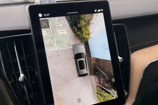 Volvo XC60 T6 Plug-In Hybrid AWD Ultra Dark aut