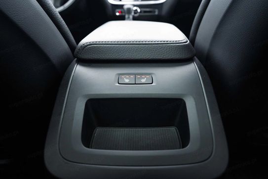 Volvo V60 Cross Country T5 AWD