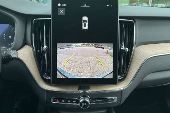 Volvo XC60 B5 AWD Plus Dark