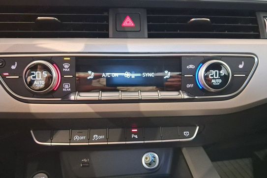 Audi A4 35 TFSI mHEV Advanced S tronic