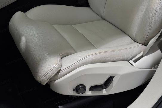 Volvo XC90 D5 AWD Momentum Pro 7os