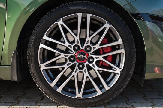 Kia ProCeed 1.6 T-GDI GT DCT