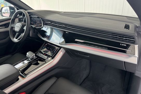 Audi Q8 50 TDI quattro