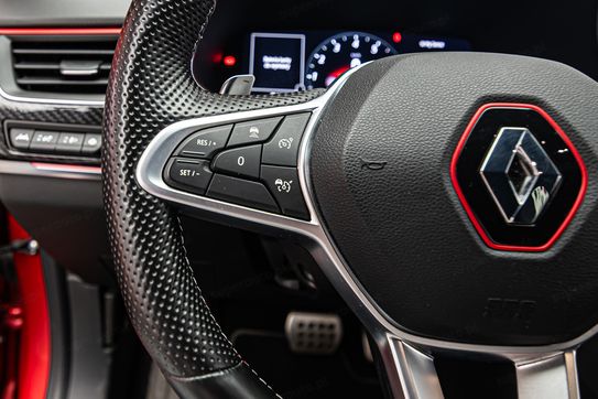 Renault Arkana 1.3 TCe mHEV R.S. Line EDC