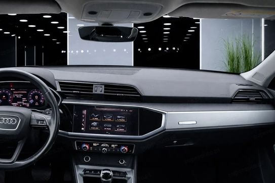 Audi Q3 35 TFSI mHEV S-Line S tronic