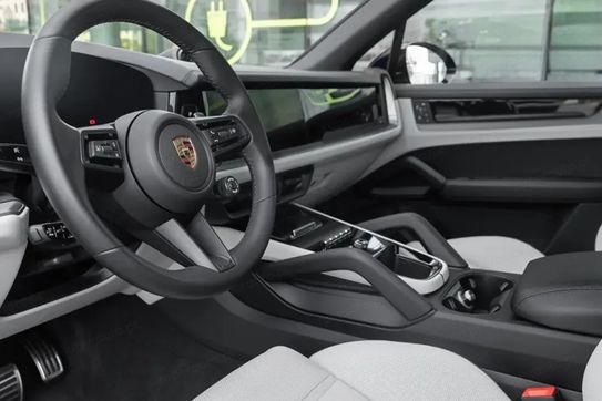 Porsche Cayenne Black Edition