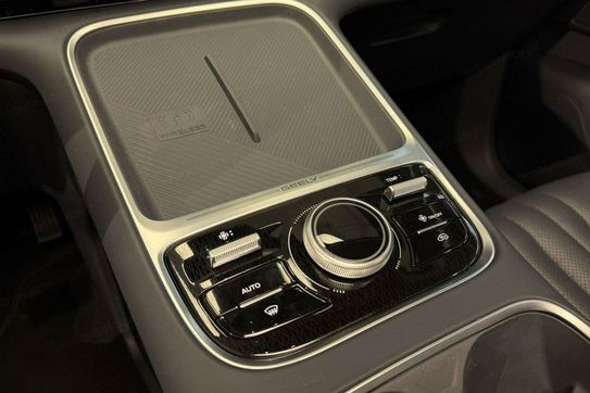 Geely Starray EM-i 1.5 PHEV Pro