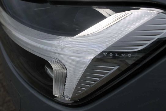 Volvo XC60 B5 AWD Ultra Black Edition