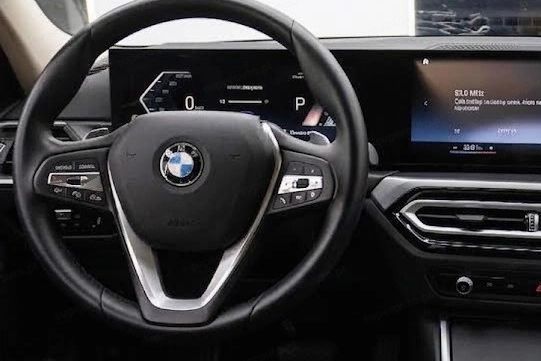 BMW Seria 3 318i Advantage sport-aut